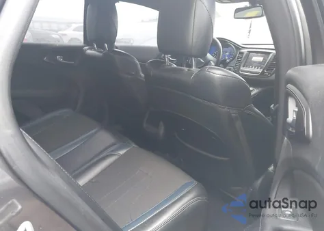 2016 Chrysler 200 S from USA, damaged, VIN 1C3CCCBGXGN108255